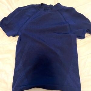 Lululemon navy blue running t-shirt